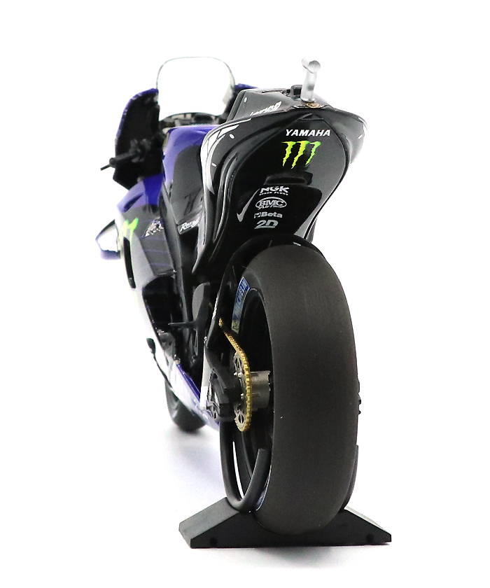 15 Motogpチーム バイク関連ミニチャンプス 1 12スケール ヤマハyzr M1 モンスターエナジー ヤマハ モトgp バレンティーノ ロッシ Motogp 19年 F1オフィシャルグッズストア Euro Sports公式通販