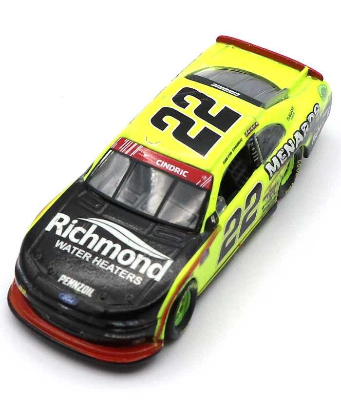 ライオネルレーシング 64 グラント・エンフィンガー #23 CHAMPION POWER EQIPMENT シボレー シルバラード NASCAR クラフツマン トラックシリーズ 2023 T232365CHAGE