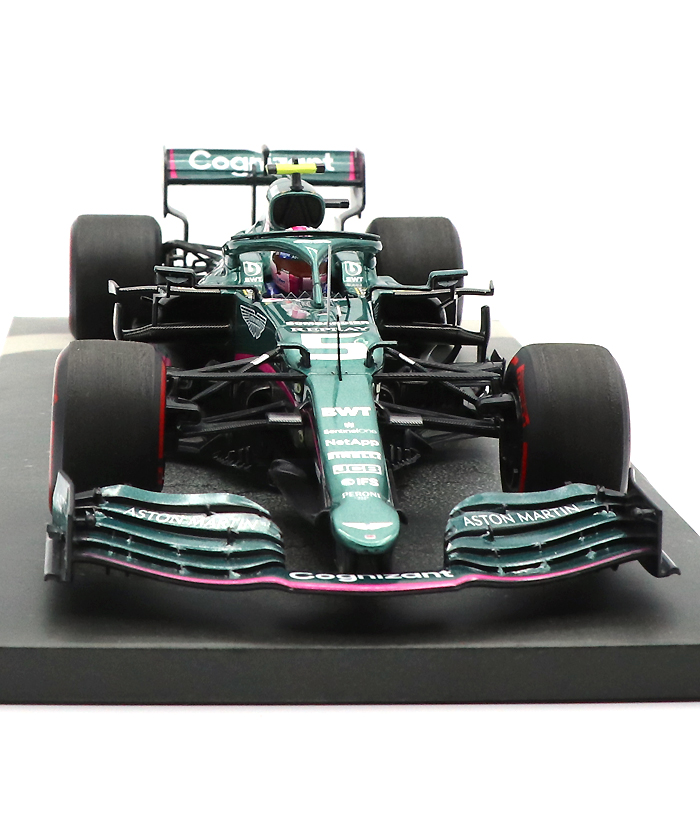 9 / アストンマーチン|1/18スケールミニチャンプス 1/18スケール 