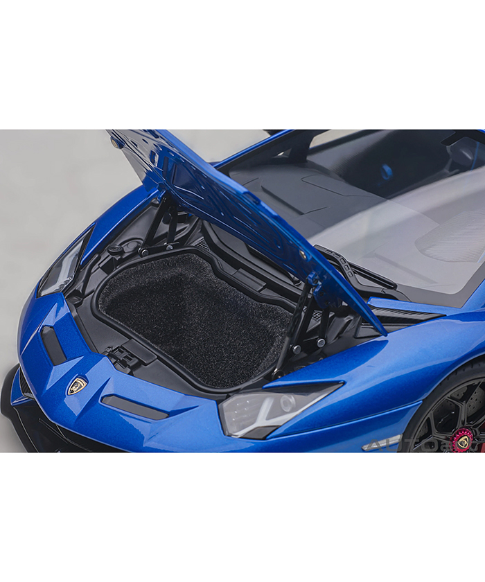 24 / ランボルギーニ|1/18スケールオートアート 1/18スケール