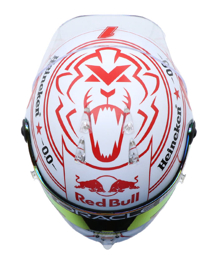 マックス　フェルスタッペン　サイン入り1/2ヘルメット　レッドブル限定品 2024 M．フェルスタッペン レッドブル・レーシング 直筆サイン