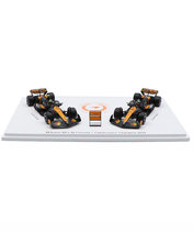 スパーク 1/64スケール マクラーレンF1チーム MCL38 ランド・ノリス ＆ オスカー・ピアストリ 2024年 コ…