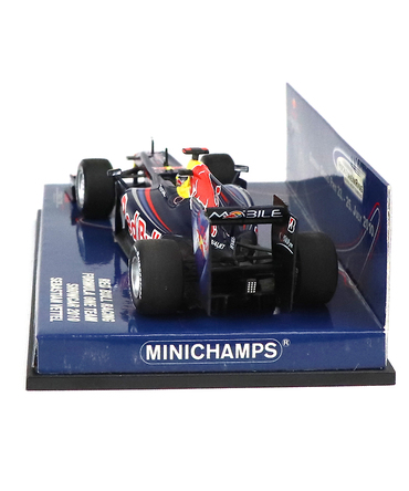 【海外並行品】ホッケンハイム別注 ミニチャンプス 1/43スケール レッドブル レーシング フォーミュラーワンチーム 2010ショーカー セバスチャン・ベッテル