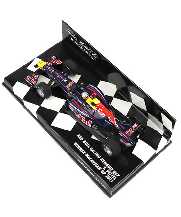 【海外並行品】ミニチャンプス 1/43スケール レッドブル レーシング ルノー RB7 セバスチャン・ベッテル 2011年マレーシアGP優勝