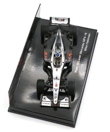 【海外並行品】マクラーレンチーム別注 ミニチャンプス West マクラーレン メルセデス MP4/16 ミカ・ハッキネン