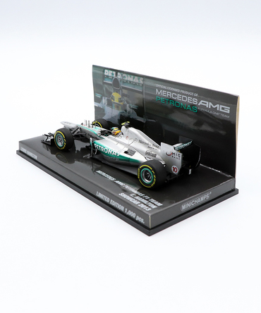 【海外並行品】MBA別注 ミニチャンプス 1/43スケール メルセデスAMGペトロナス F1チーム　ルイス・ハミルトン 2013年ショーカー