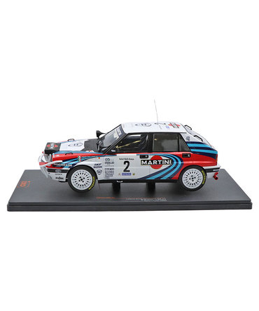 【30%オフセール】イクソ 1/18スケール ランチア デルタ インテグラーレ 16V NO.2 1990年 サファリ ラリー /msl