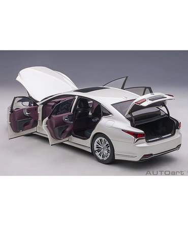 オートアート 1/18スケール レクサス LS500h （メタリック・ホワイト）/msl