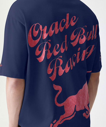 オラクル レッドブル レーシング NewEra バックグラフィック オーバーサイズ Tシャツ ネイビー 2025