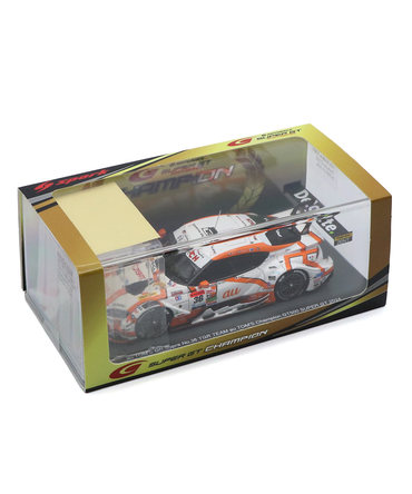 スパーク 1/43スケール au トムス GR スープラ TGR TEAM au TOMS NO.36 坪井翔 / 山下健太 GT500 スーパーGT 2024年 チャンピオン with ボード