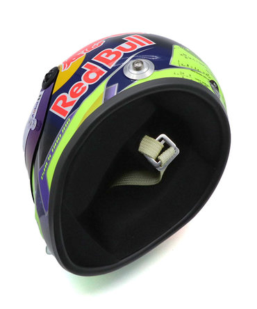 シューベルト 1/2スケール アイザック・ハジャー 2025年 VISA CASH APP RB F1 チーム ヘルメット 