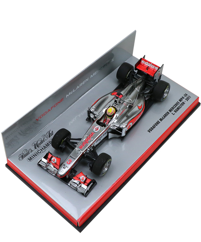 【海外並行品】マクラーレンチーム別注 ミニチャンプス 1/43スケール ボーダフォン マクラーレン メルセデス MP4-26 ルイス・ハミルトン　2011年拡大画像