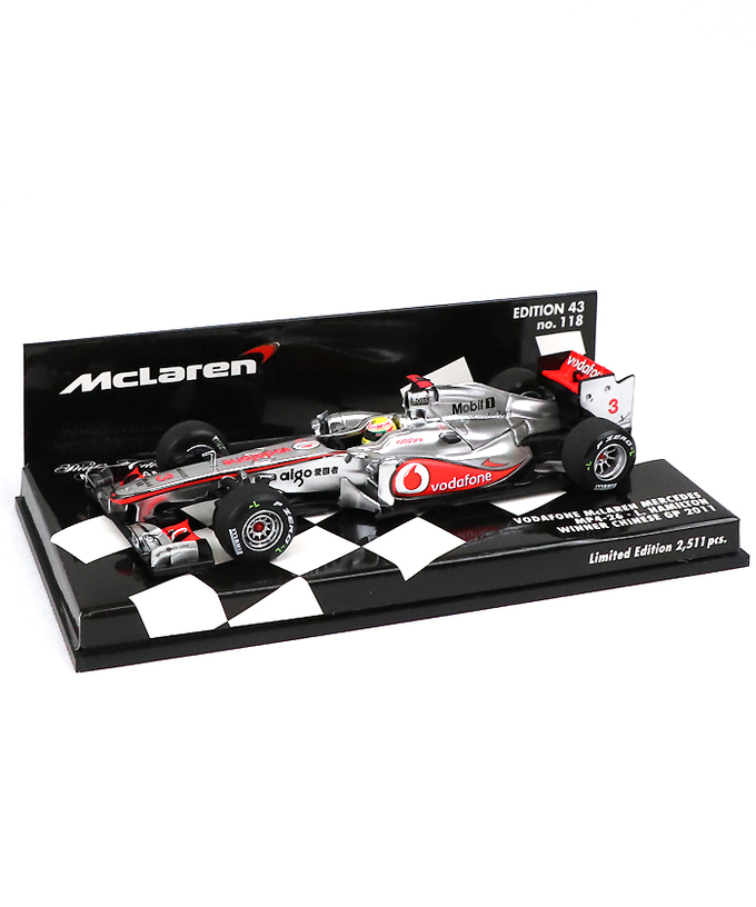 【海外並行品】ミニチャンプス 1/43スケール ボーダフォン マクラーレン メルセデス MP4-26 ルイス・ハミルトン 2011年中国GP優勝拡大画像