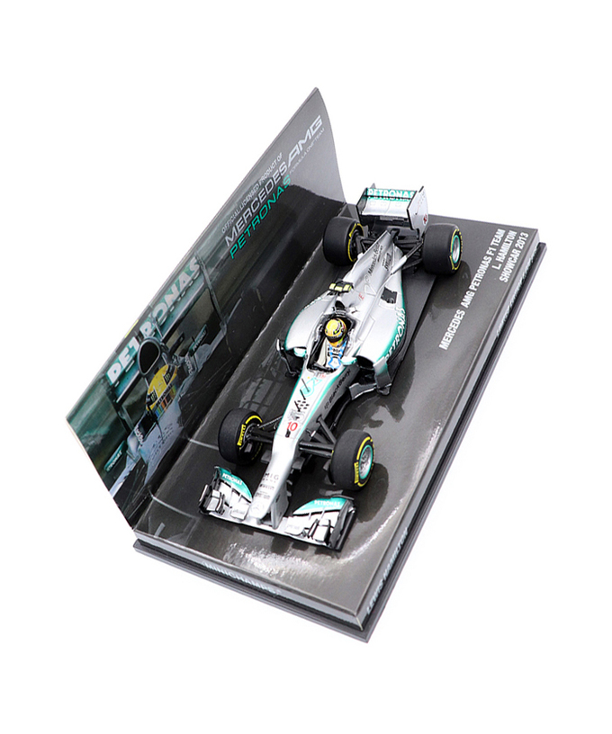 【海外並行品】MBA別注 ミニチャンプス 1/43スケール メルセデスAMGペトロナス F1チーム　ルイス・ハミルトン 2013年ショーカー拡大画像