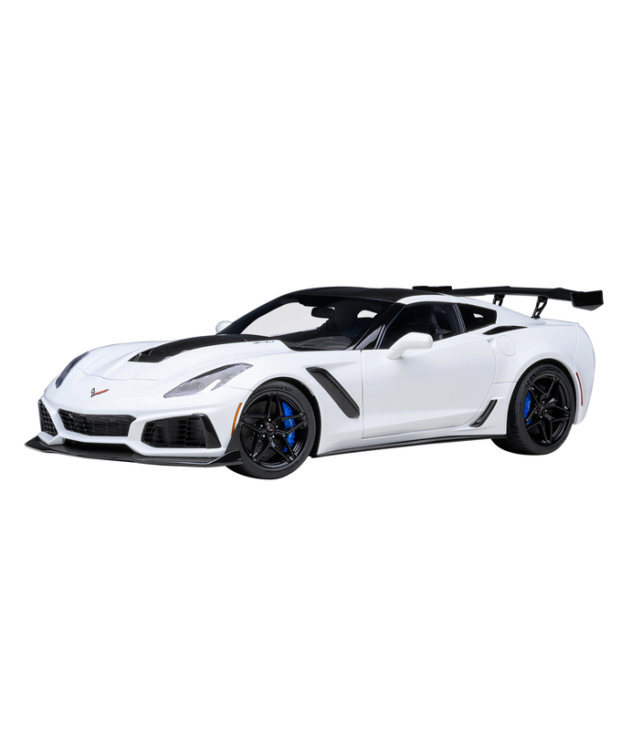 オートアート 1/18スケール シボレー コルベット （C7） ZR1 （ホワイト）拡大画像