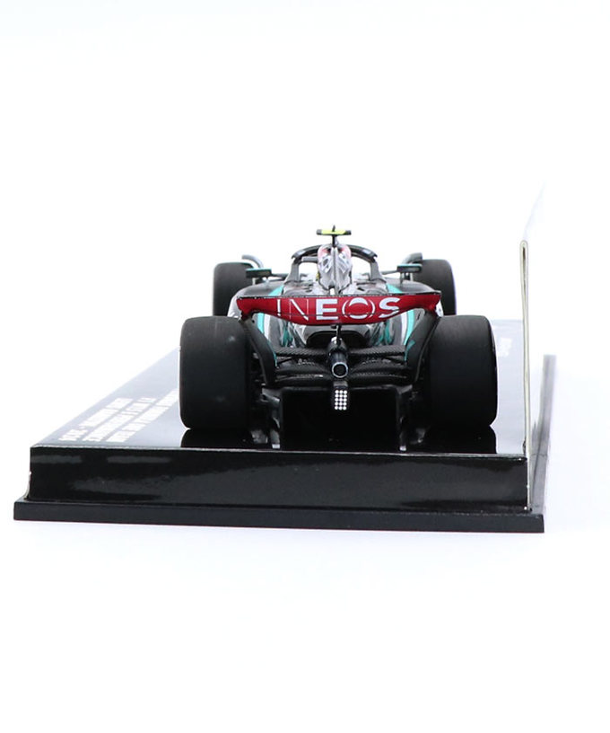 ミニチャンプス 1/43スケール メルセデス AMG ペトロナス F1 W15 E パフォーマンス ルイス・ハミルトン 2024年 /24f1m拡大画像