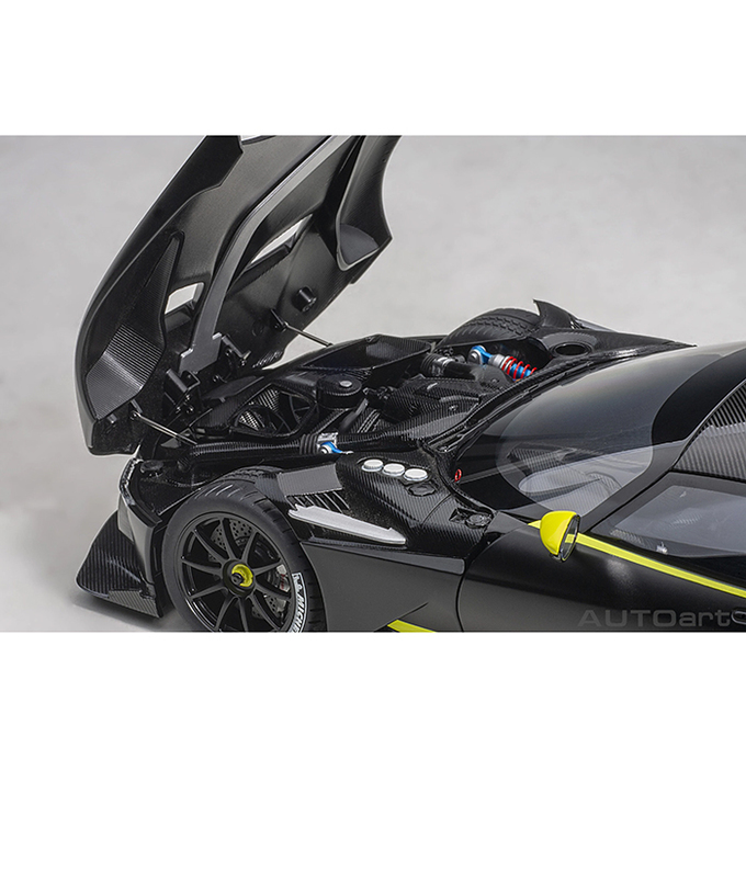 オートアート 1/18スケール アストンマーチン ヴァルカン （マット・ブラック）/msl拡大画像