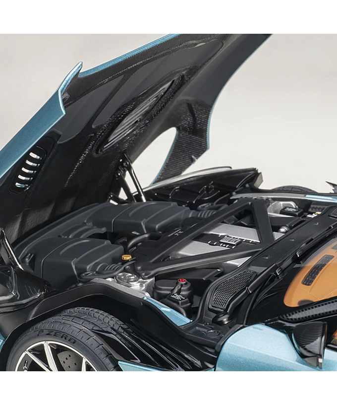 オートアート 1/18スケール アストンマーチン DBS スーパーレッジェーラ （メタリック・ブルー）/msl拡大画像