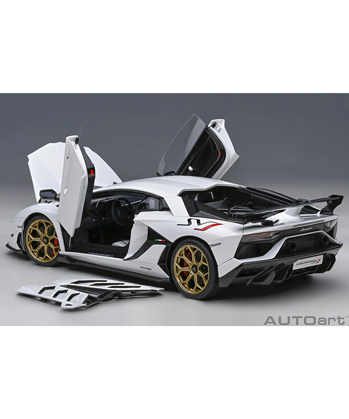 オートアート 1/18スケール ランボルギーニ アヴェンタドール SVJ （パール・ホワイト）/msl拡大画像