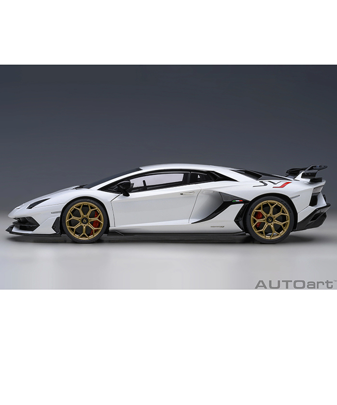 オートアート 1/18スケール ランボルギーニ アヴェンタドール SVJ （パール・ホワイト）/msl拡大画像