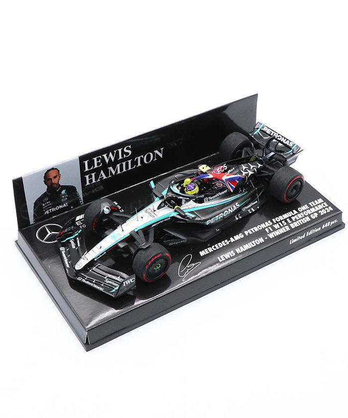 ミニチャンプス 1/43スケール メルセデス AMG ペトロナス F1 W15 E パフォーマンス ルイス・ハミルトン 2024年 イギリスGP 優勝 フラッグ付き拡大画像