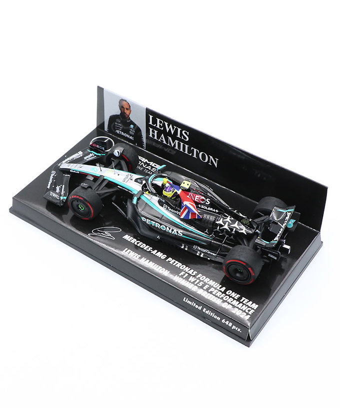 ミニチャンプス 1/43スケール メルセデス AMG ペトロナス F1 W15 E パフォーマンス ルイス・ハミルトン 2024年 イギリスGP 優勝 フラッグ付き拡大画像