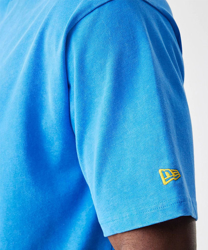 オラクル レッドブル レーシング NewEra バックグラフィック オーバーサイズ Tシャツ ブルー 2025拡大画像