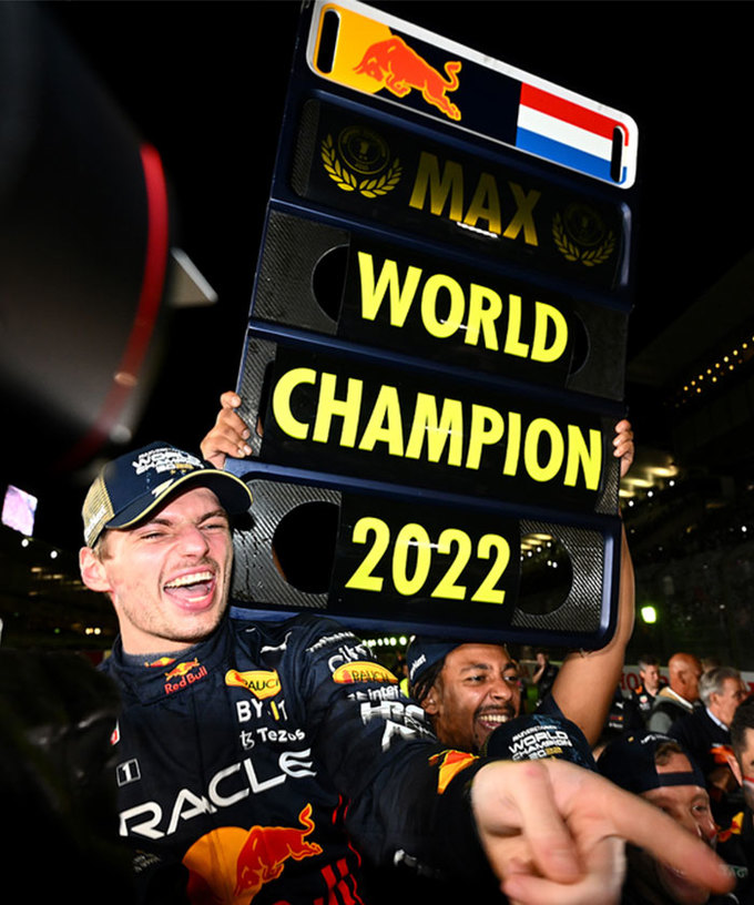 フェルスタッペン別注 ミニチャンプス 1/12スケール オラクル レッドブル レーシング ホンダ RB18 マックス・フェルスタッペン 2022年 日本GP 優勝 ワールドチャンピオン フィギュア＆チャンピオンボード付き /ARB拡大画像