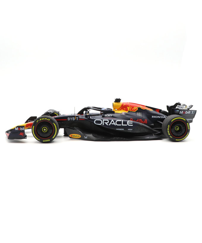 ミニチャンプス 1/18スケール オラクル レッドブルレーシング マックス・フェルスタッペン 2024年 ラスベガスGP ワールドチャンピオン拡大画像