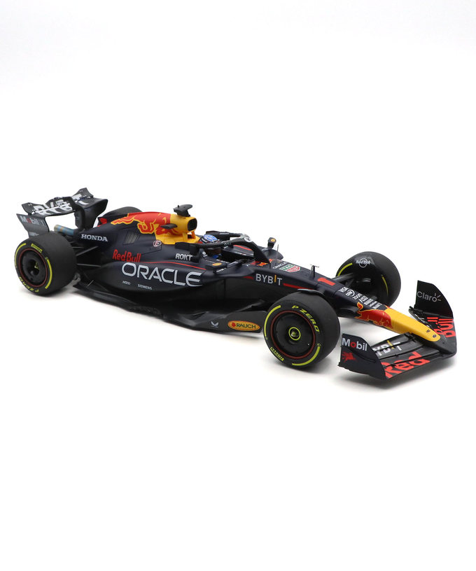 ミニチャンプス 1/18スケール オラクル レッドブルレーシング マックス・フェルスタッペン 2024年 ラスベガスGP ワールドチャンピオン拡大画像