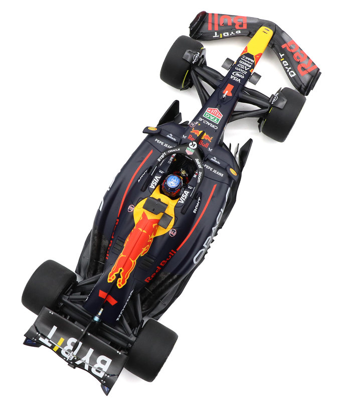 ミニチャンプス 1/18スケール オラクル レッドブルレーシング マックス・フェルスタッペン 2024年 ラスベガスGP ワールドチャンピオン拡大画像