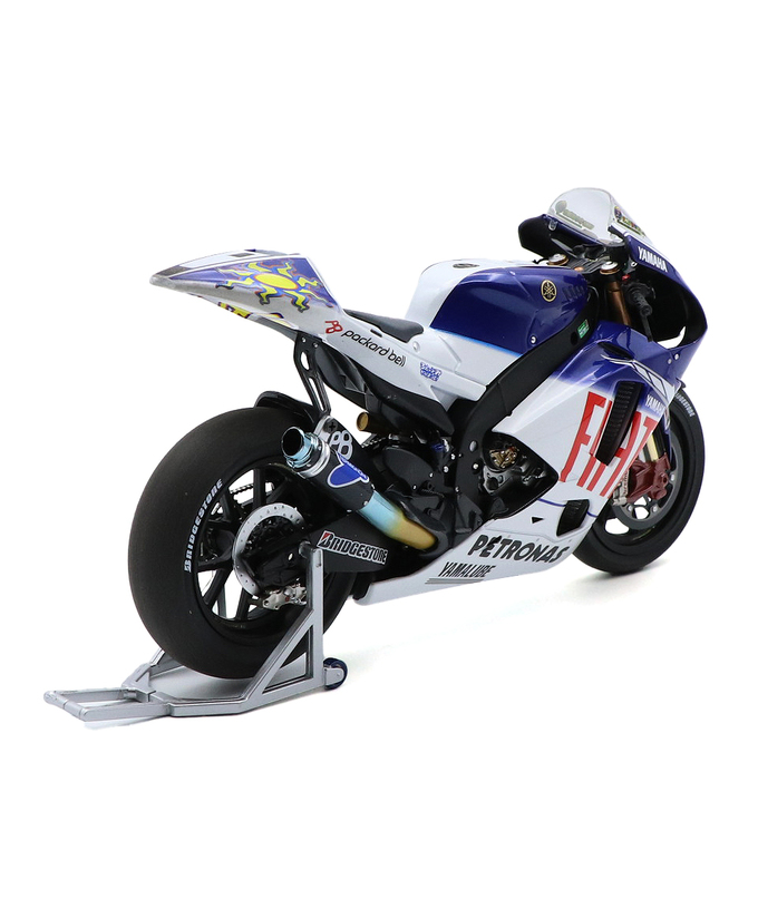ミニチャンプス 1/12スケール ヤマハ YZR-M1 TEAM FIAT YAMAHA バレンティーノ・ロッシ 2009年 motoGP ワールドチャンピオン 7th ワールドチャンピオン タイトル拡大画像