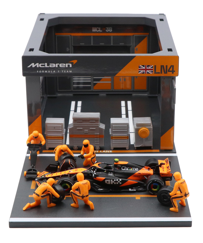 ブラゴ 1/43スケール マクラーレン F1 MCL38  ランド・ノリス ジオラマ ピットストップセット拡大画像