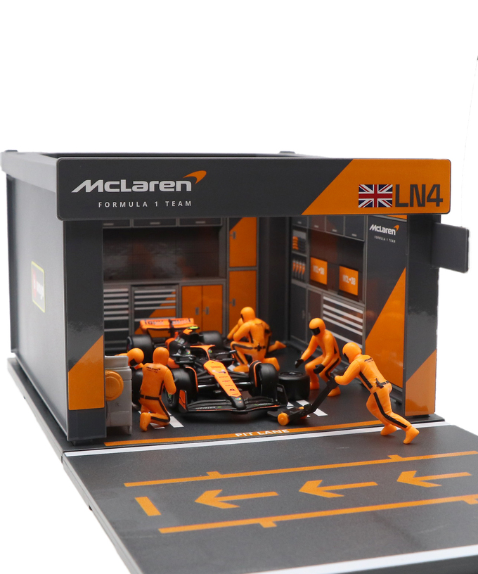 ブラゴ 1/43スケール マクラーレン F1 MCL38  ランド・ノリス ジオラマ ピットストップセット拡大画像