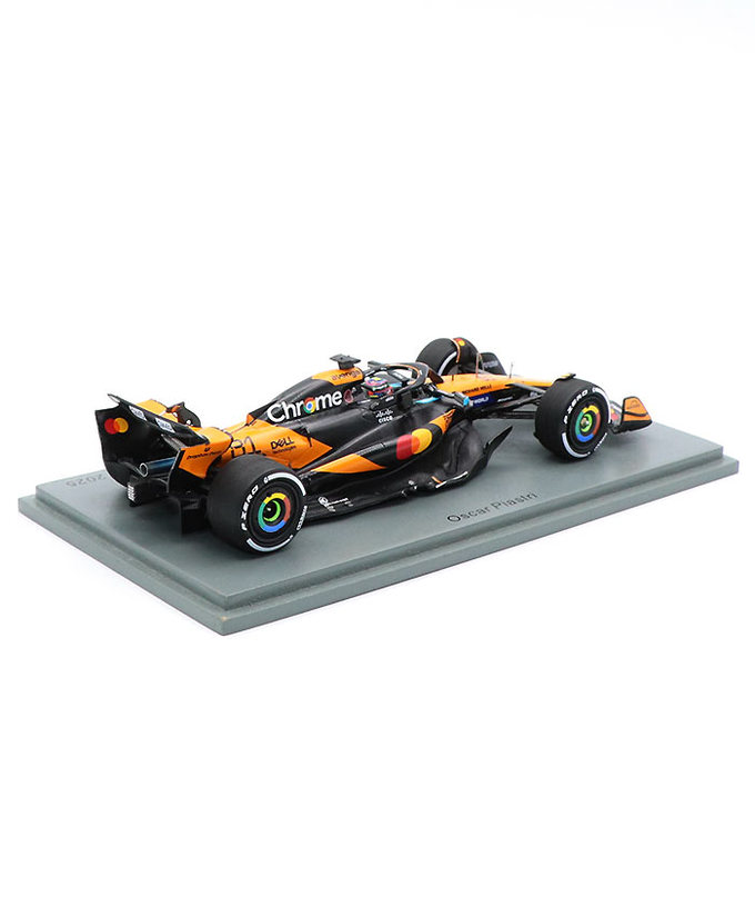 スパーク 1/43スケール マクラーレン F1 チーム MCL39 オスカー・ピアストリ 2025年 中国GP 優勝 ピットボード付き/25f1m拡大画像