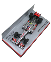 【海外並行品】マクラーレンチーム別注 ミニチャンプス 1/43スケール ボーダフォン マクラーレン メルセデス MP4-26 ジェンソン・バトン　2011年