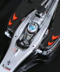 【海外並行品】ミニチャンプス 1/43スケール マクラーレン メルセデス MP4/17 キミ・ライコネン