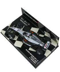 【海外並行品】ミニチャンプス 1/43スケール マクラーレン メルセデス MP4-18  キミ・ライコネン 2003年テストカー