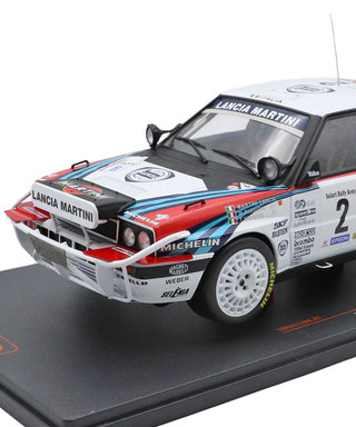 【30%オフセール】イクソ 1/18スケール ランチア デルタ インテグラーレ 16V NO.2 1990年 サファリ ラリー /msl