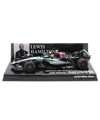 ミニチャンプス 1/43スケール メルセデス AMG ペトロナス F1 W15 E パフォーマンス ルイス・ハミルトン 2024年 イギリスGP 優勝 フラッグ付き