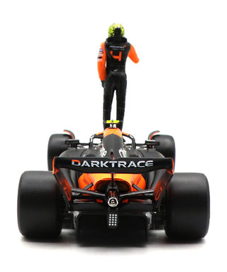 ブラゴ 1/24スケール マクラーレン F1 チーム MCL38 ランド・ノリス 2024年 マイアミGP F1初優勝 (ドライバーフィギュア付属)