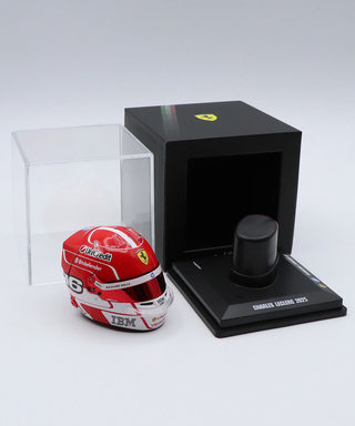 ルックスマート 1/5スケール シャルル・ルクレール フェラーリ 2025年  ヘルメット