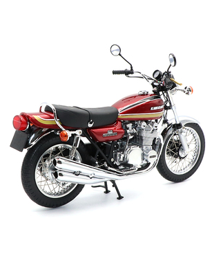 ミニチャンプス 1/12スケール カワサキ Z1 900 スーパー4 1972年 レッド/ブラウン 