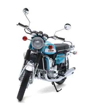 ミニチャンプス 1/12スケール スズキ  GT 750 1972年 グリーン 