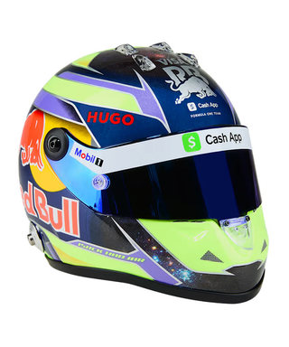 シューベルト 1/2スケール アイザック・ハジャー 2025年 VISA CASH APP RB F1 チーム ヘルメット 