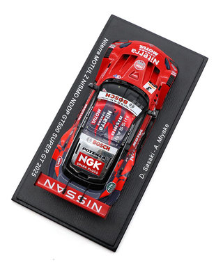 スパーク 1/43スケール Niterra MOTUL Z NISMO NDDP No.3 佐々木大樹 / 三宅淳詞 GT500 スーパーGT 2025年